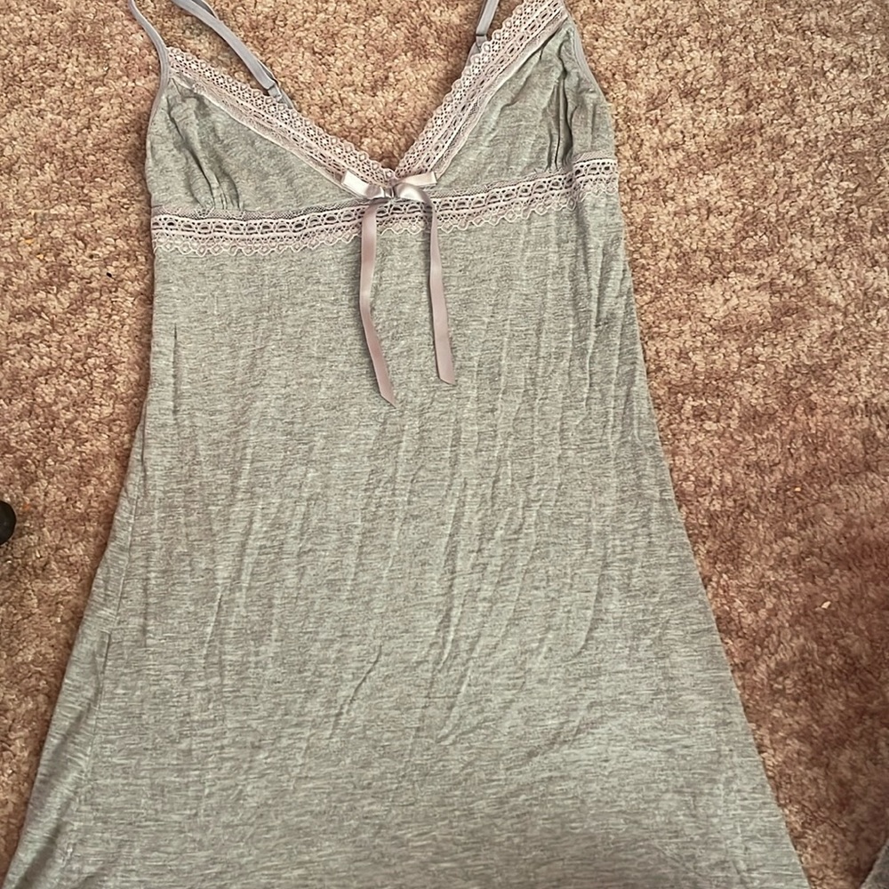 Small, gray night gown, lace, with a bow